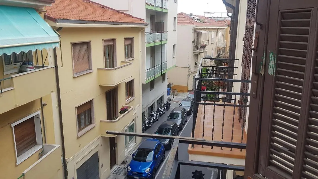 Sogni D'Oro Sanremo Apartment 0*,